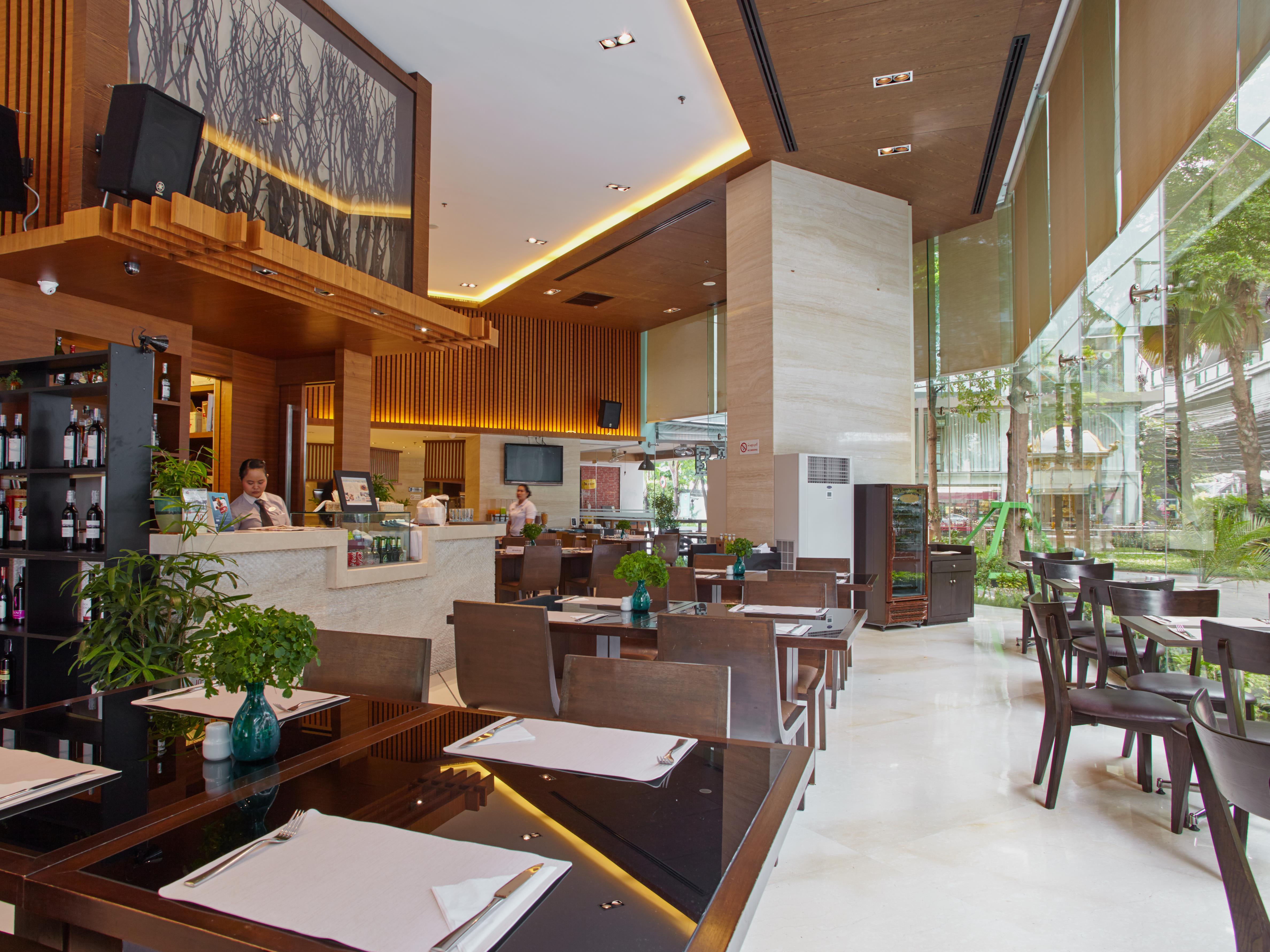 Jasmine Resort Bangkok Exterior photo The restaurant