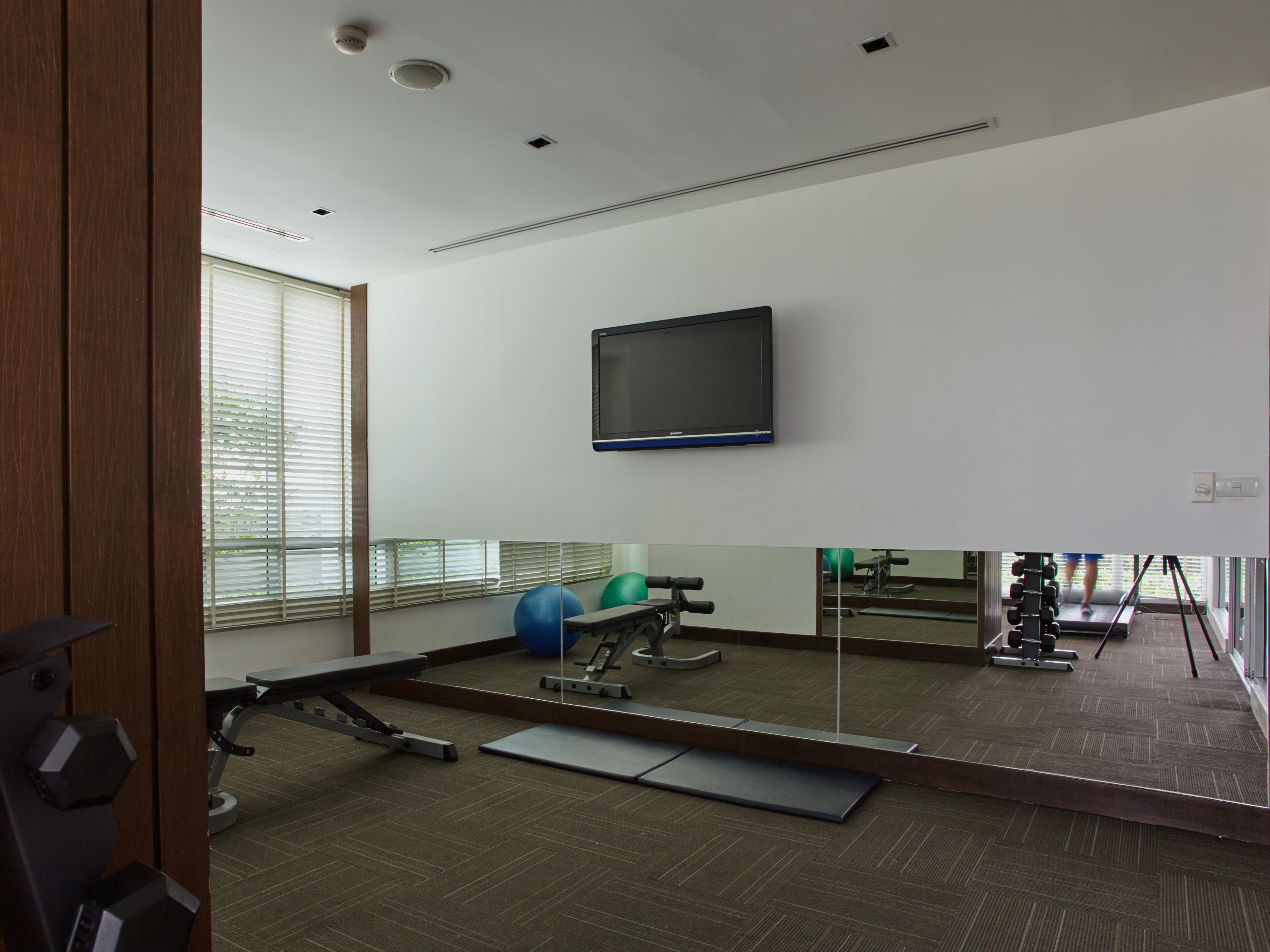 Jasmine Resort Bangkok Exterior photo The gym at the 1018 building